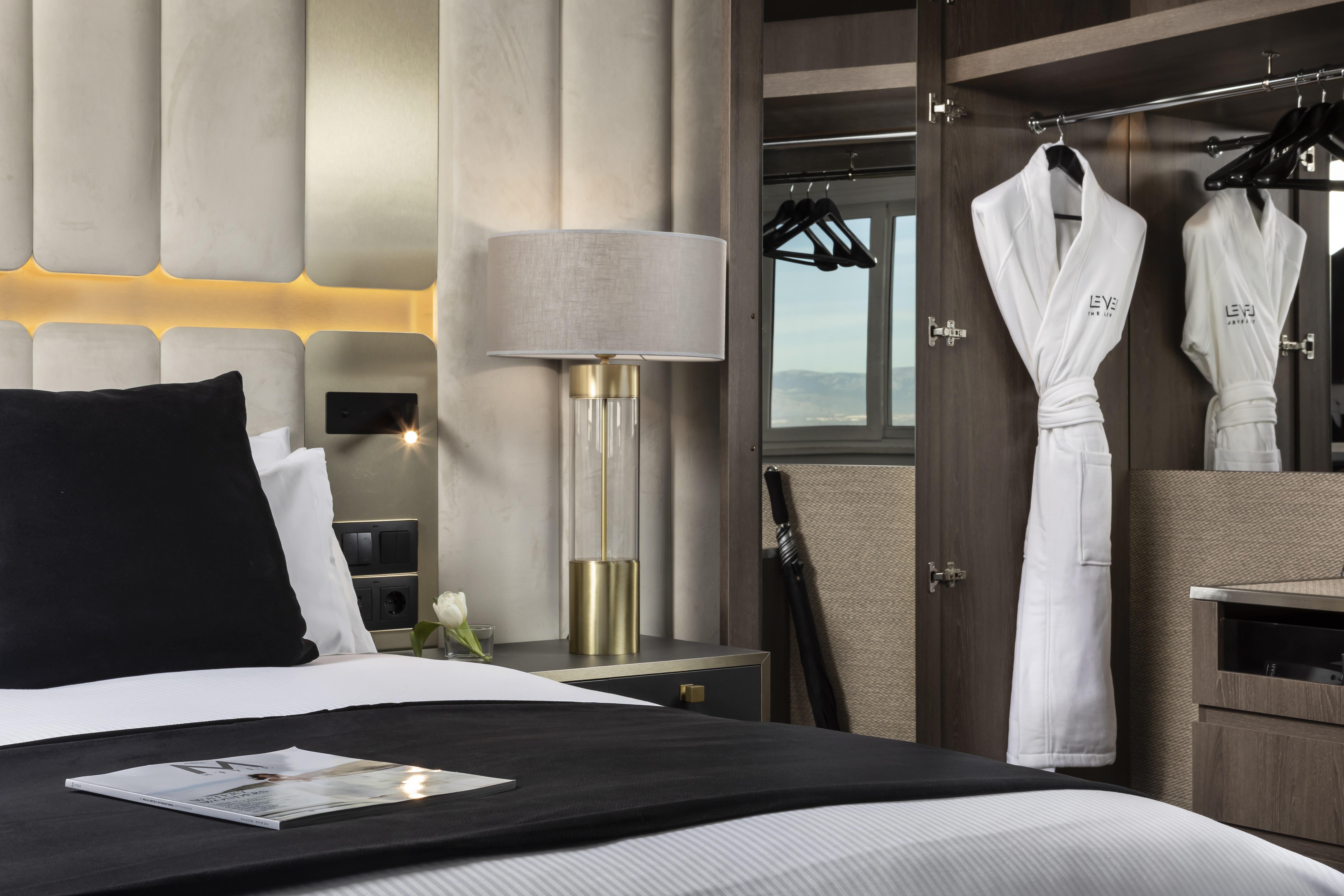 Melia Castilla Madrid Exterior foto